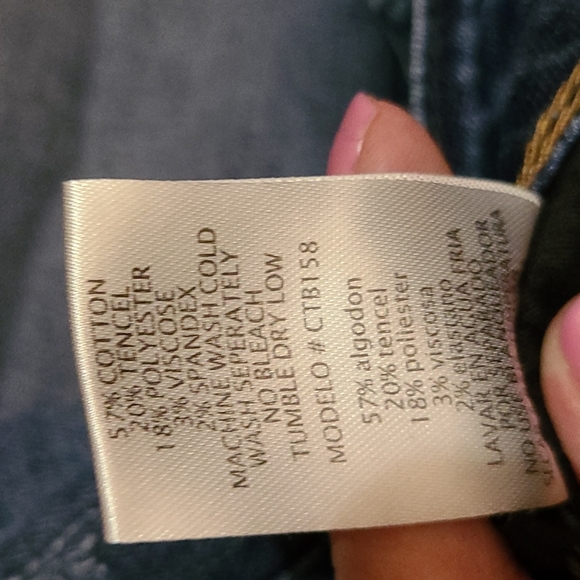 Distressed jeans - Picture 7 of 7